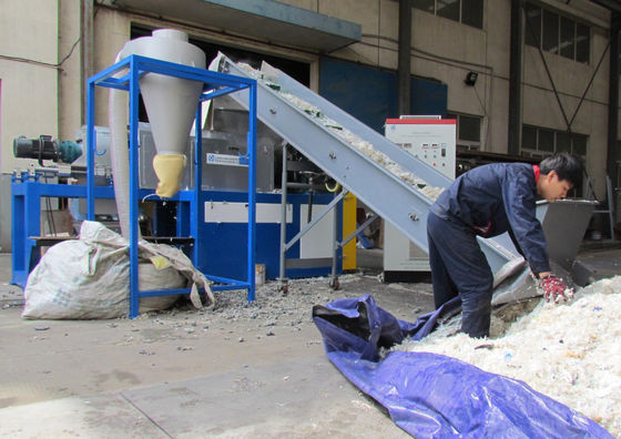132kw LDPE ταινία που συμπιέζει την πλαστική ξηρότερη μηχανή