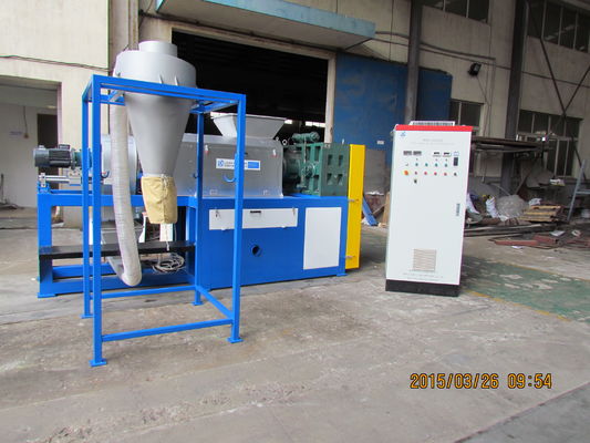 132kw LDPE ταινία που συμπιέζει την πλαστική ξηρότερη μηχανή