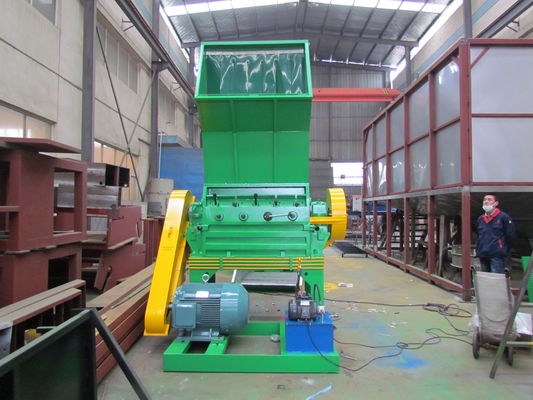 πλαστική μηχανή θραυστήρων ταινιών PE 1500kg/H 90kw